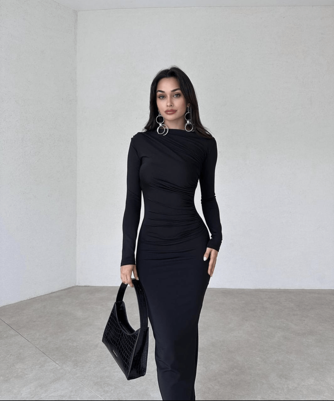 Black Ruched Maxi Dress - Ben Valor